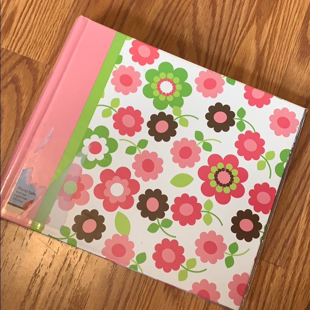 NEW! Pre-made scrapbook
